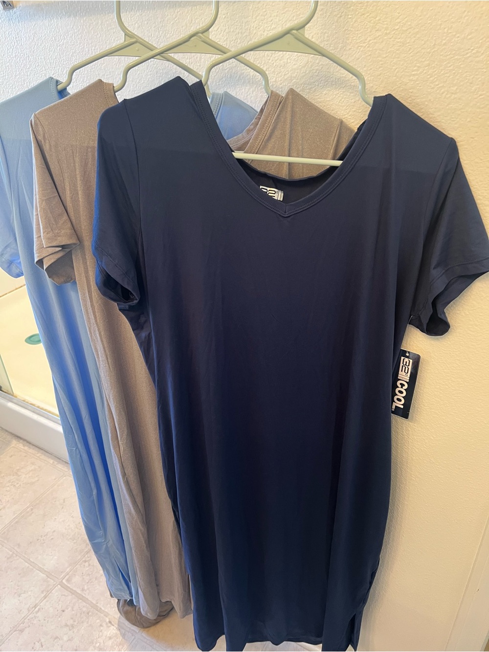32 Degrees Navy, Light Blue, and Grey V‑Neck Midi Dresses